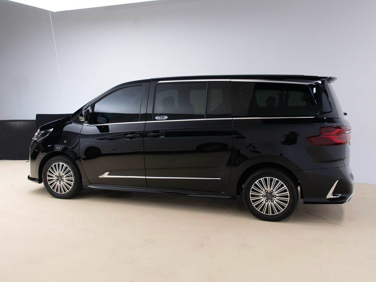 MAXUS G10  TURBO 2.0  VIP  - Vue 2
