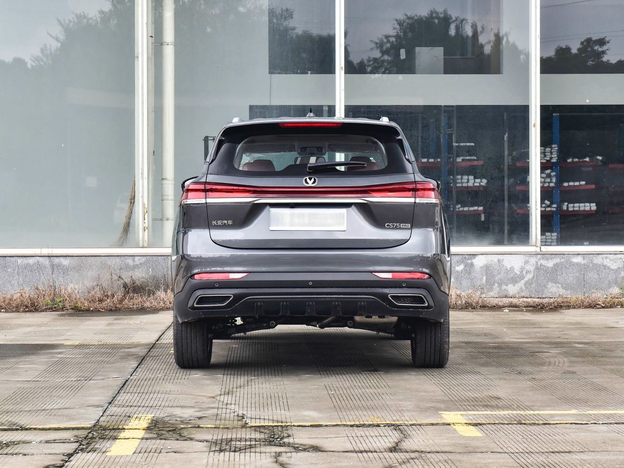 Changan CS75 plus 1.5T  2WD - Vue 4