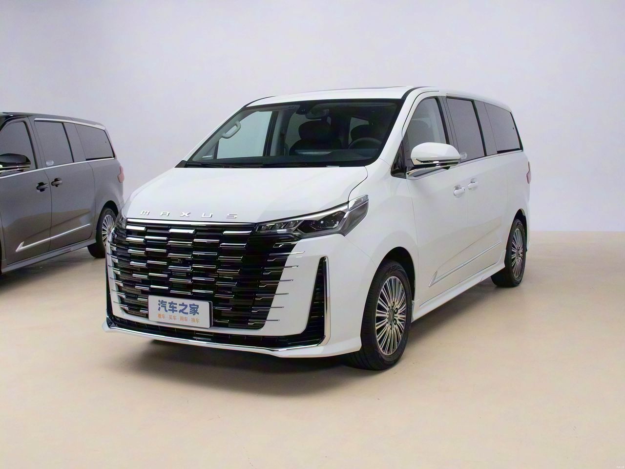 Location MAXUS G10  TURBO 2.0  VIP  à Abidjan - BIM AUTOMOBILE